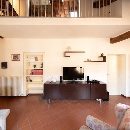 Serena Apartment, Cosy Close Center Town Лукка Экстерьер фото