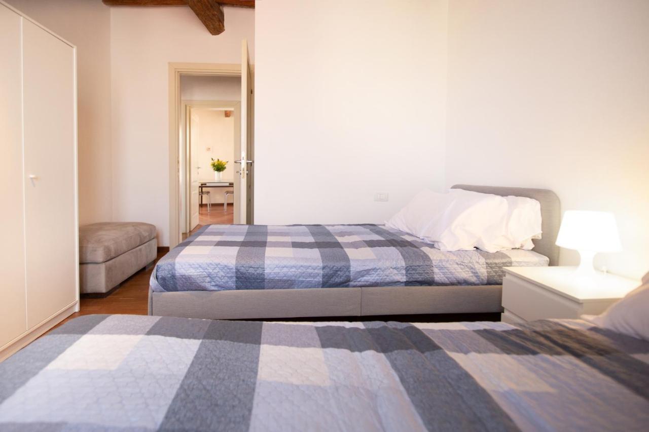Serena Apartment, Cosy Close Center Town Лукка Экстерьер фото