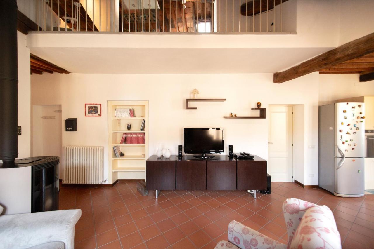 Serena Apartment, Cosy Close Center Town Лукка Экстерьер фото