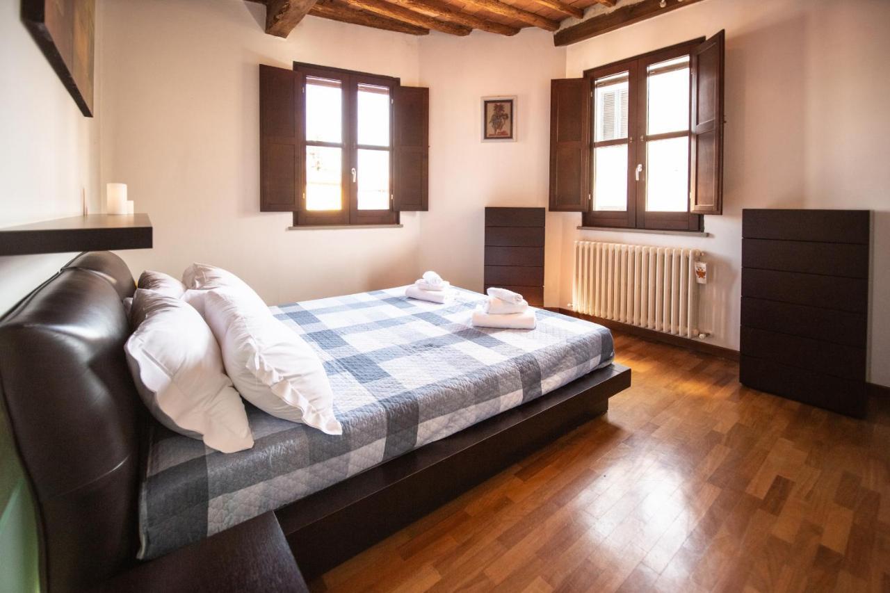 Serena Apartment, Cosy Close Center Town Лукка Экстерьер фото